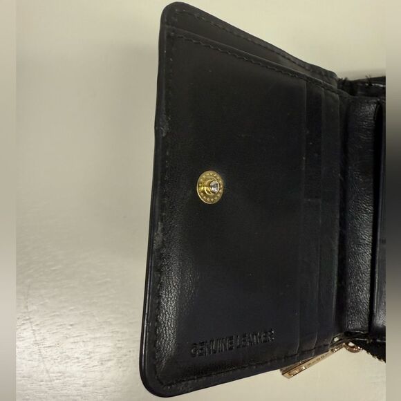 Lodis Black Smooth Leather Wallet with RFID Protection - Picture 5 of 9